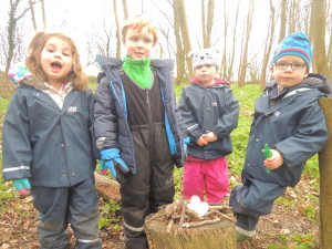 Fearless Foxes Nest Building 099
